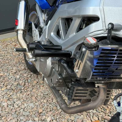 Suzuki SV650 Crash Cage (2003-2013) - Crash Bar Engine Guard | Stunt Race Track