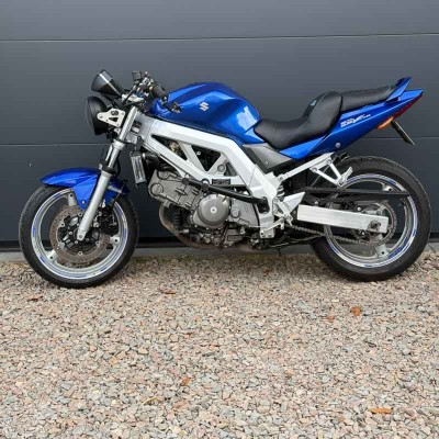 Suzuki SV650 Crash Cage (2003-2013) - Crash Bar Engine Guard | Stunt Race Track