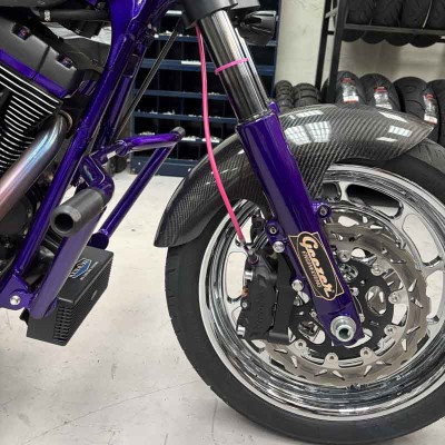 Mocowanie Adapter Zacisku Brembo -100mm Harley Davidson Dyna Softail Touring -Prawy HD