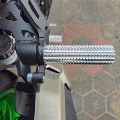 Sety Tylne Podnóżki Łączone Subcage Kawasaki Z500 ABS (2024-2025) Stunt Ghymkana Track