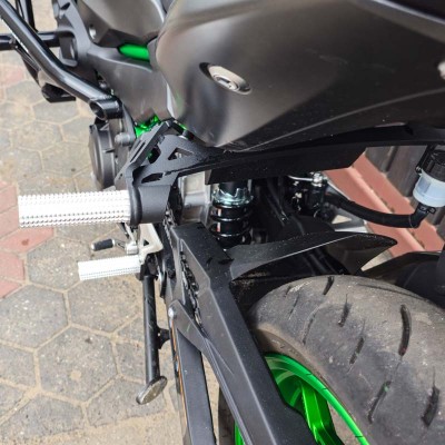 Sety Tylne Podnóżki Łączone Subcage Kawasaki Z500 ABS (2024-2025) Stunt Ghymkana Track