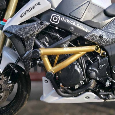 Suzuki GSR 750 (2011-2017) Crash Cage - Stunt Drift Street Engine Guard Highway Bar