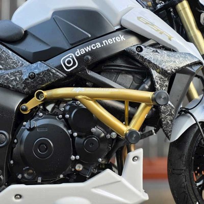 Suzuki GSR 750 (2011-2017) Crash Cage - Stunt Drift Street Engine Guard Highway Bar