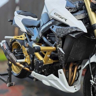 Suzuki GSR 750 (2011-2017) Crash Cage - Stunt Drift Street Engine Guard Highway Bar
