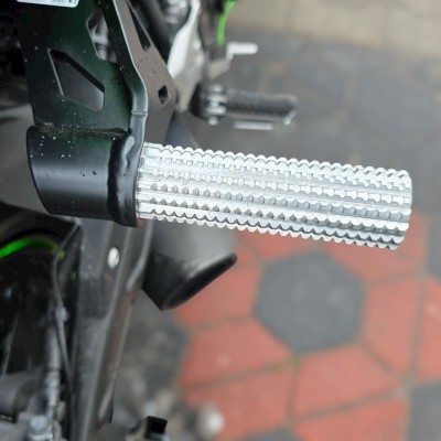 Rear Sets Footrests Pegs Subcage Kawasaki Ninja 650 EX650 Stunt Gymkhana