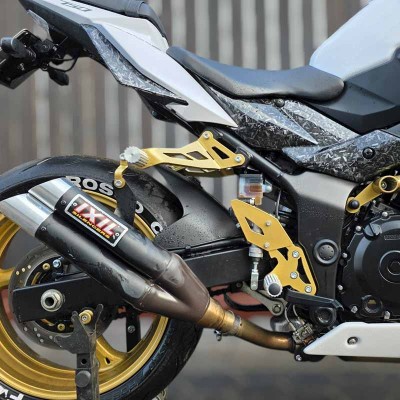 Front Sets Driver's Footrest Footpegs Suzuki GSR 750 (2011-2017) Stunt Gymkhana