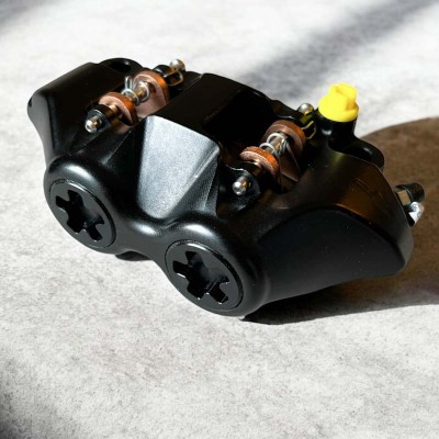 Lewy Zacisk Hamulcowy 108 mm Radialny Accossato PZ004 do Harley Davidson Kawasaki Honda Yamaha Suzuki, Triumph Handbrake Stunt