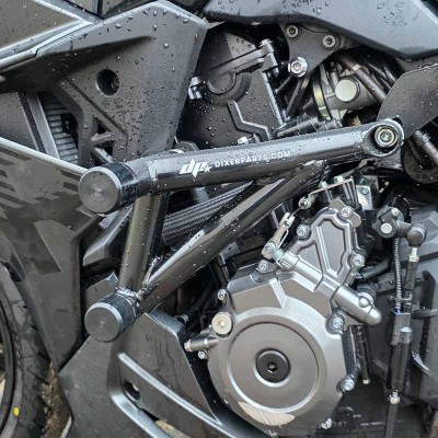 Klatka Osłona Silnika Gmol Ochraniacz Rama Suzuki GSX-8R (2023-2026) Stunt Gymkhana