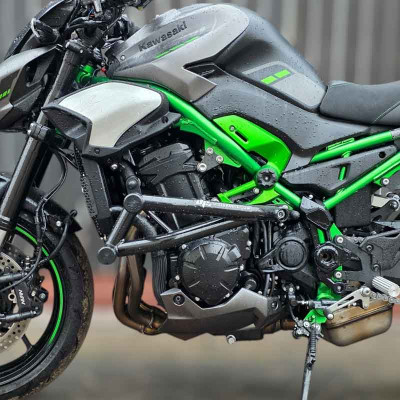 Kawasaki Z900 Crash Cage (2025-2026) Engine Guard Crash Bar - Street Stunt Drift