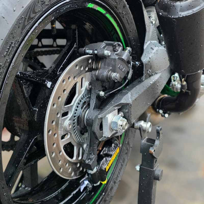 Handbrake Bracket for Kawasaki Z900 (2025-2026) Stunt Left Hand Brake