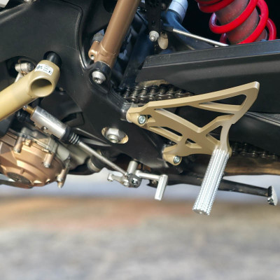 Przednie Sety Podnóżki Przód BMW S1000R (2021–2026) Stunt OSK Gymkhana Stunt Gymkhana Tor