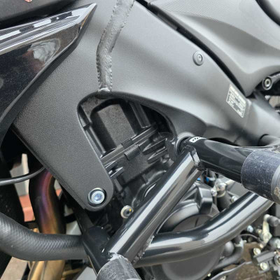 Klatka Osłona Silnika Gmol Ochraniacz  Suzuki GSX-S 1000 (2014-2020) OSK Gymkhana Ulica Tor