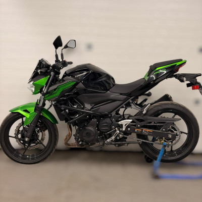 Klatka Osłona Silnika Gmol Ochraniacz Kawasaki Z400 (2019-2023) Tor Gymkhana Ulica OSK